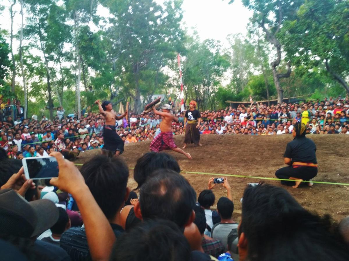Budaya Kaki Rinjani Senaru Exterior photo